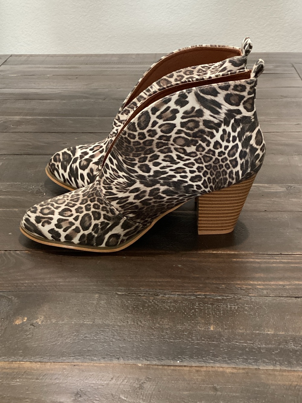 Leopard Print Women's Ankle Booties in Neutral Tones - Picture 4 of 6